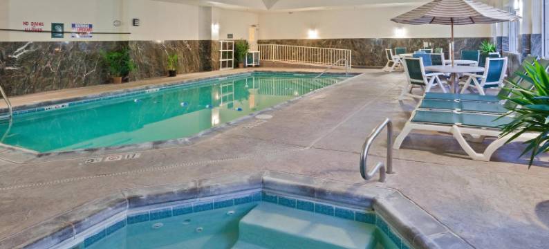 道奇城拉昆塔温德姆套房酒店(La Quinta Inn & Suites by Wyndham Dodge City)图片