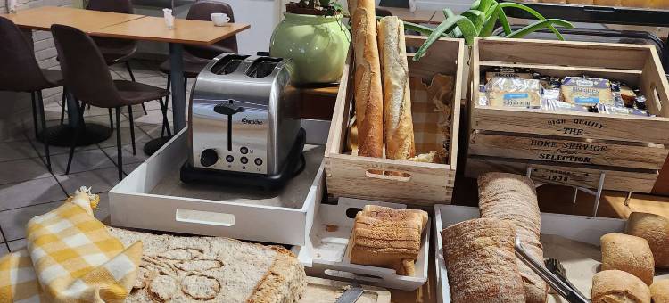 基里亚德酒店-蒙彼利埃中央安蒂格纳(Kyriad Montpellier Centre - Antigone)图片