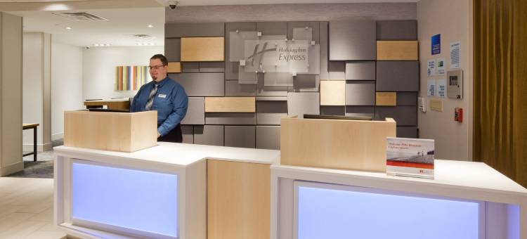 Holiday Inn Express 罗斯维尔 - 圣。保罗(Holiday Inn Express Roseville-ST. Paul)图片