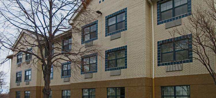 明尼阿波利斯布卢明顿郊区公寓(Suburban Studios Minneapolis Bloomington)图片