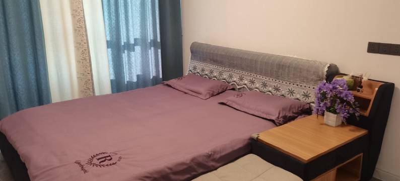 泓岩民宿(长江路分店)图片