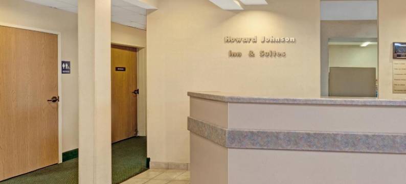 艾尔克格罗夫村温德姆豪生套房酒店(Howard Johnson by Wyndham Elk Grove Village/Chicago O'Hare)图片