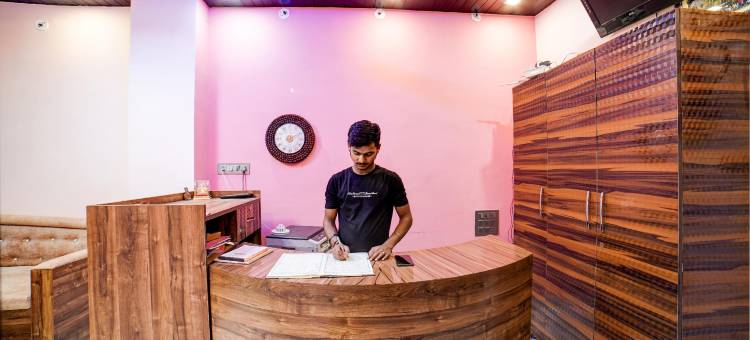 Hotel O Bharat Mart Hotel Guest Inn图片