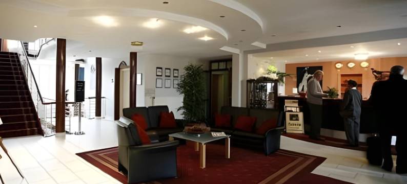 诺伊斯特雷利茨法萨奈瑞公园酒店(Park Hotel Fasanerie Neustrelitz)图片