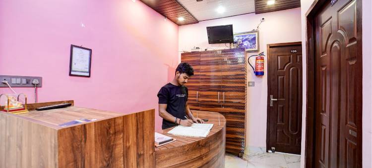 Hotel O Bharat Mart Hotel Guest Inn图片