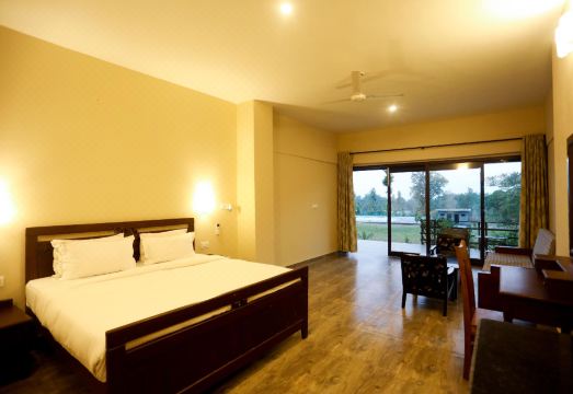 Hideaway by Aahma Hotel Overview