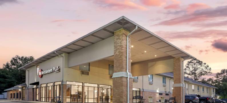 双河贝斯特韦斯特优质套房酒店(Best Western Plus Two Rivers Hotel  Suites)图片