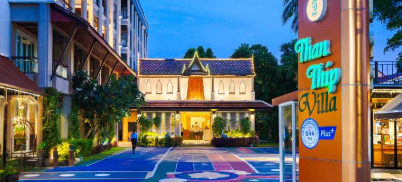 坦提普海滩度假村(Thanthip Beach Resort Patong)图片