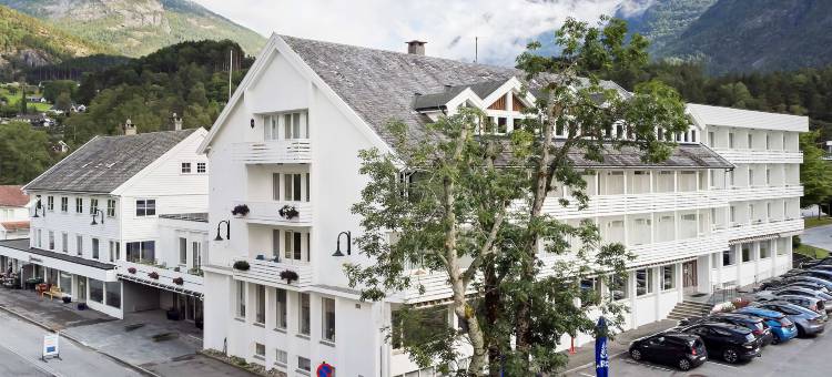 欣萨维克峡湾贝斯特韦斯特精选酒店(Kinsarvik Fjordhotel, Best Western Signature Collection)图片