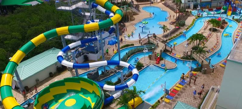 Holiday Inn & Suites 清水湾泳滩南(Holiday Inn & Suites CLEARWATER BEACH S-HARBOURSIDE by IHG)图片