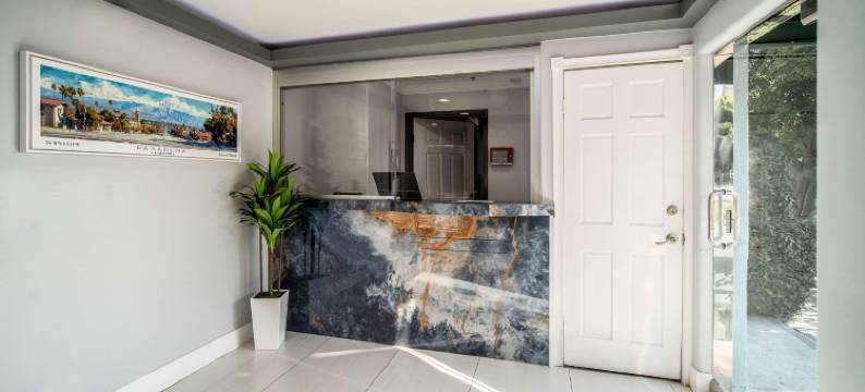 罗德威帕萨迪纳套房假日酒店(Rodeway Inn & Suites Pasadena)图片