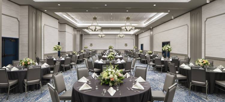 希尔顿安泊酒店-默特尔比奇海滨度假村(Embassy Suites by Hilton Myrtle Beach Oceanfront Resort)图片