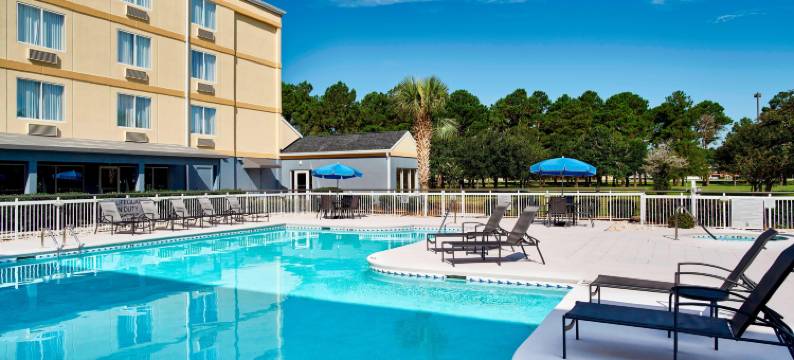 百老汇默特尔比奇海滩万枫酒店(Fairfield Inn Myrtle Beach Broadway at the Beach)图片