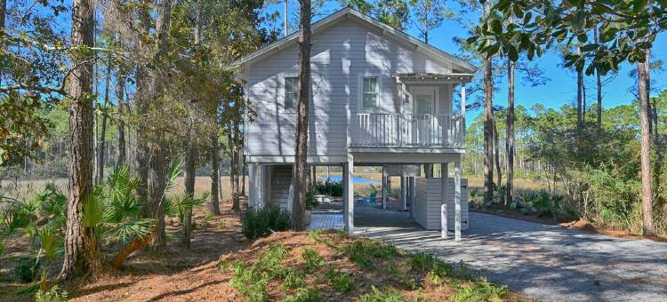 ★Luxuriously Romantic One-Of-A-Kind Treehouse w/Canoe, Fire Pit and More★图片