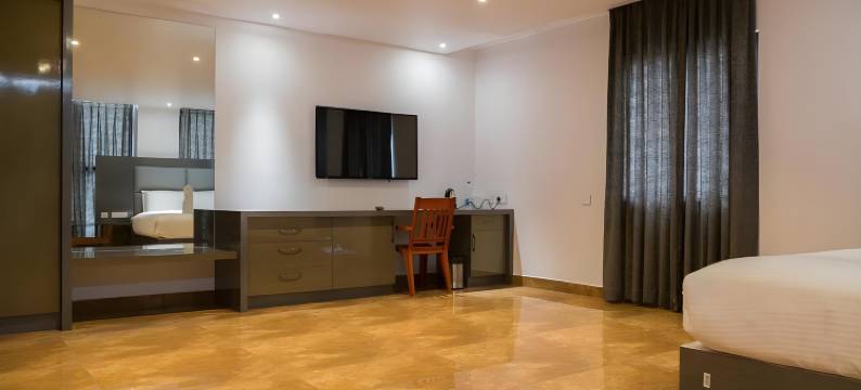 蒂鲁帕图尔山酒店(Hotel Hills)图片