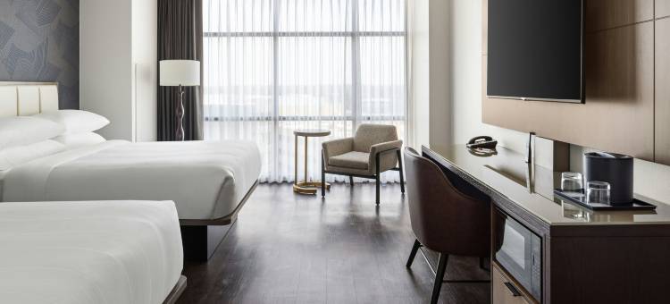 布卢明顿诺尔玛万豪酒店及会议中心(Bloomington-Normal Marriott Hotel & Conference Center)图片