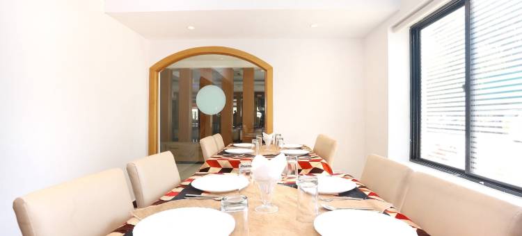 首都 O 19742 多娜城堡酒店(Super Townhouse Dona Castle)图片