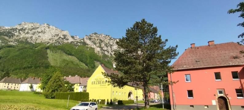 舒适的公寓带阳台(Snug Apartment with Balcony)图片