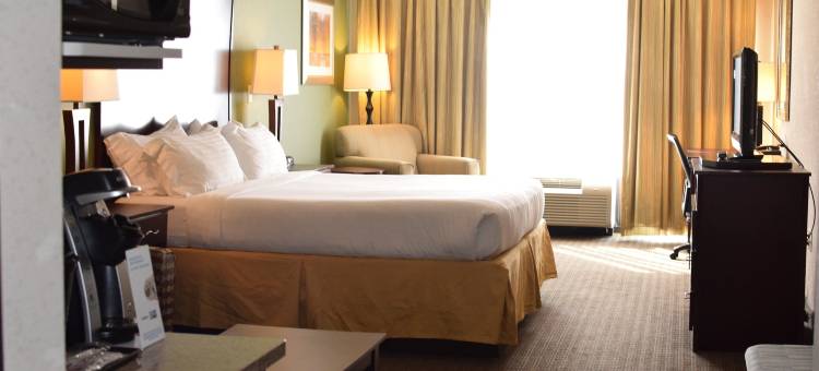 智选假日套房酒店白纪图(Holiday Inn Express & Suites Pratt)图片