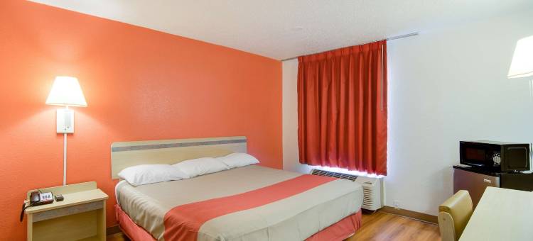 沃基根6号汽车旅馆(Motel 6 Waukegan, IL)图片