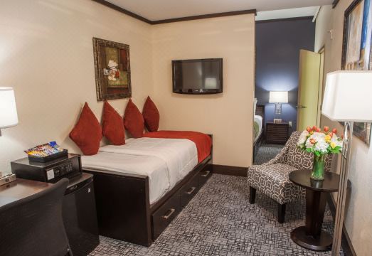 Hotel Fusion Hotel Overview