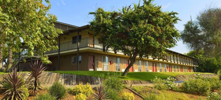 卡尔顿奥克斯旅馆-阿桑德连锁酒店(Carlton Oaks Lodge, Ascend Hotel Collection)图片