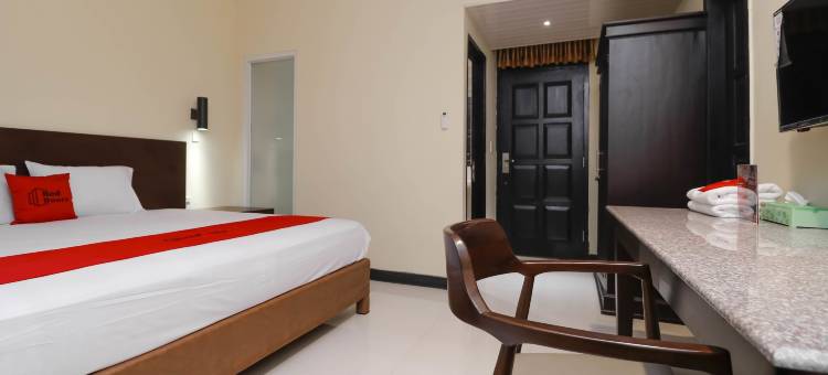 哈林佩达纳库苏马附近红多兹PLUS酒店2(RedDoorz Plus Near Halim Perdanakusuma 2)图片