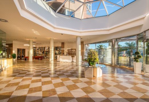 Oliva Nova Beach & Golf Hotel Hotel Overview