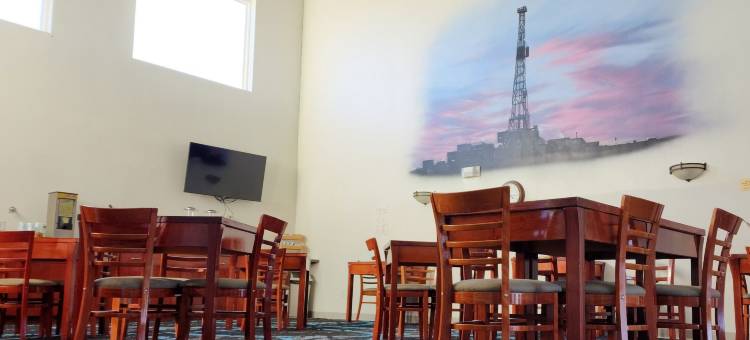 公平桥旅馆和套房 加拿大(FairBridge Inn & Suites Canadian)图片