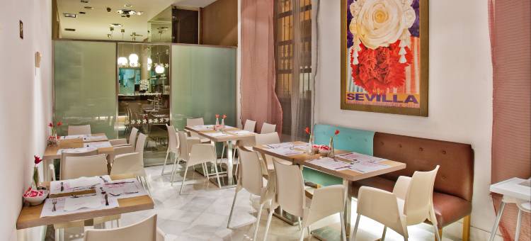 圣安娜珀蒂宫马克斯酒店(Petit Palace Marques Santa Ana)图片