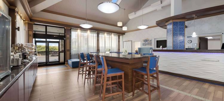 汉普顿体育馆贝斯特韦斯特酒店(Best Western Hampton Coliseum Inn)图片