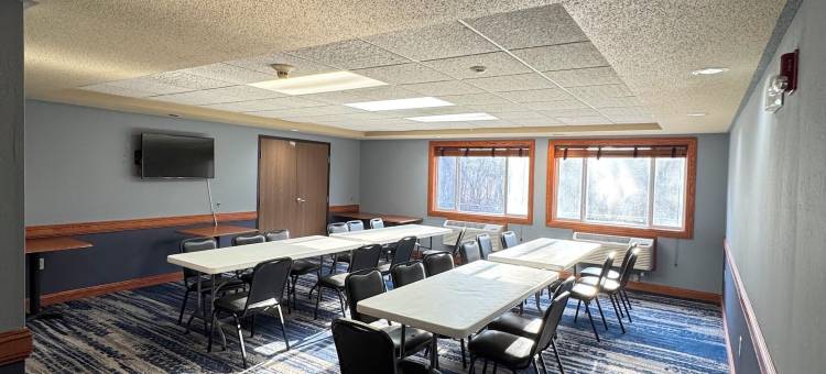 鲍德温温德姆阿美瑞辛酒店(AmericInn by Wyndham Baldwin)图片