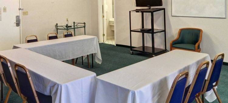 塔尔萨中心凯艺酒店(Quality Inn Tulsa Central)图片