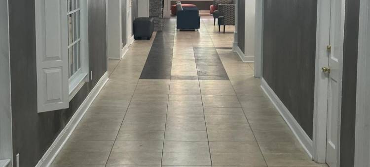 温德姆威廉斯堡I-64戴斯酒店(Baymont by Wyndham Williamsburg I-64)图片