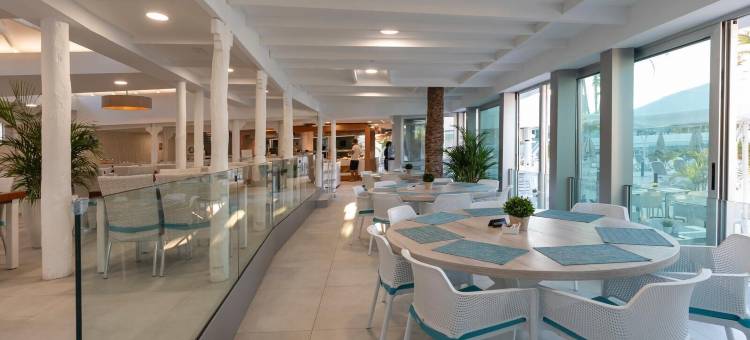 杜纳戈夫 LIVVO 套房酒店(Hotel LIVVO Dunagolf Suites)图片