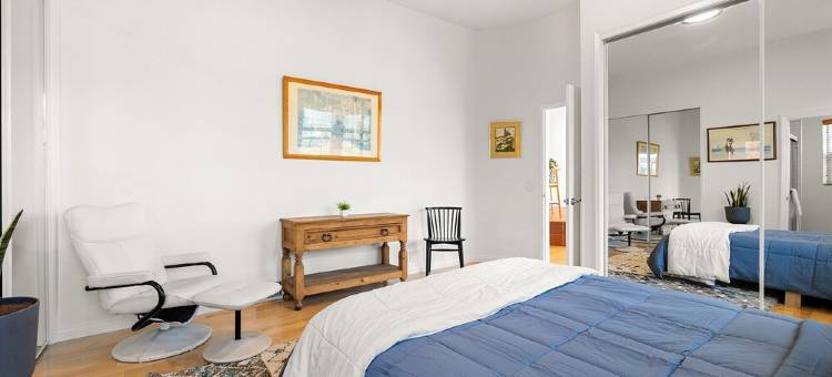 Hollywood Hills  2BR/2BA w/ Scenic Views + W&D图片