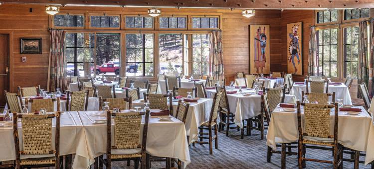 布莱斯峡谷旅馆(BRYCE CANYON LODGE)图片