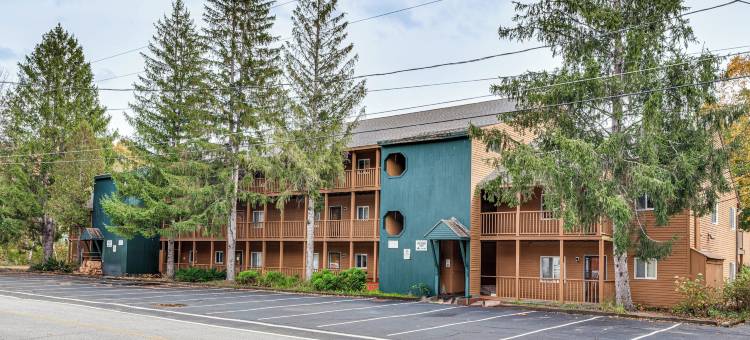 林肯公寓距离Loon Mountain 2英里，并带有阳台！(Lincoln Apartment w/ Balcony: 2 Mi to Loon Mtn!)图片