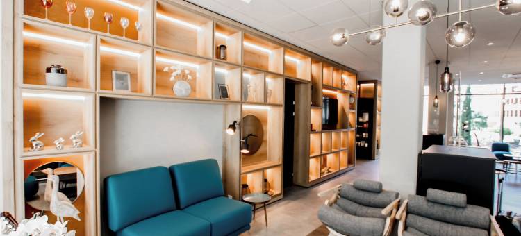 宜必思卢加诺帕拉迪索酒店(Ibis Lugano Paradiso)图片