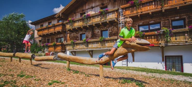 基地山经济型酒店(Basekamp Mountain Budget Hotel)图片