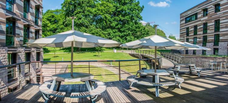 果园酒店及餐厅(The Orchard Hotel & Restaurant)图片