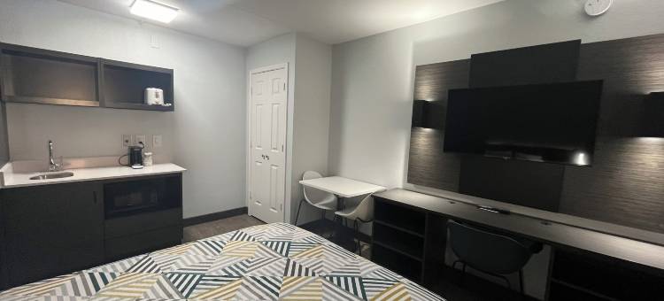 Studio 6 亨茨维尔，阿拉巴马大学大道(Studio 6 Huntsville, AL University Drive)图片