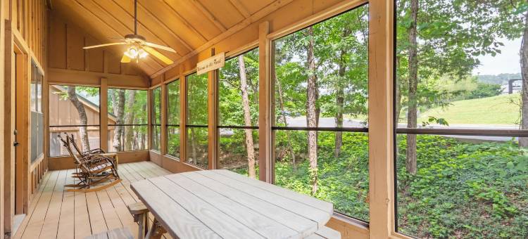 Cabins at Green Mountain图片