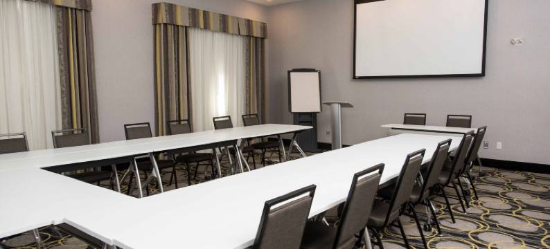 希尔顿欢朋酒店及套房(桑德贝)(Hampton Inn & Suites by Hilton Thunder Bay)图片