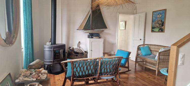 Holiday Home in Primel near Sandy Beach图片