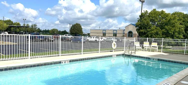 圣路易斯科林斯维尔拉昆塔温德姆套房酒店(La Quinta Inn & Suites by Wyndham Collinsville - St. Louis)图片