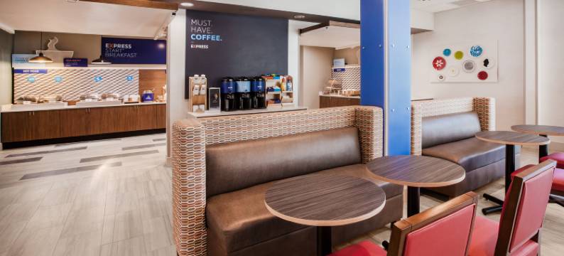 威尔斯奥贡基特肯尼邦克智选假日酒店(Holiday Inn Express WELLS-OGUNQUIT-KENNEBUNK by IHG)图片