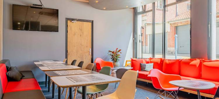 民宿酒店阿拉斯中心莱斯广场(B&B Hotel Arras Centre les Places)图片