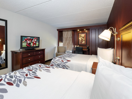 梅丽登红顶酒店