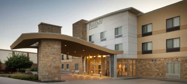 林肯东南万枫酒店及套房(Fairfield Inn & Suites Lincoln Southeast)图片